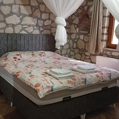 Infinity Yasam Vadisi Hostel Ayvalı