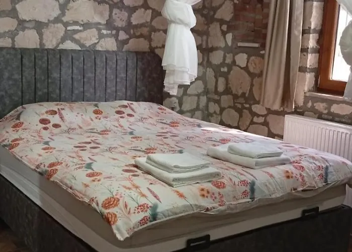 Infinity Yasam Vadisi Hostel Ayvalı